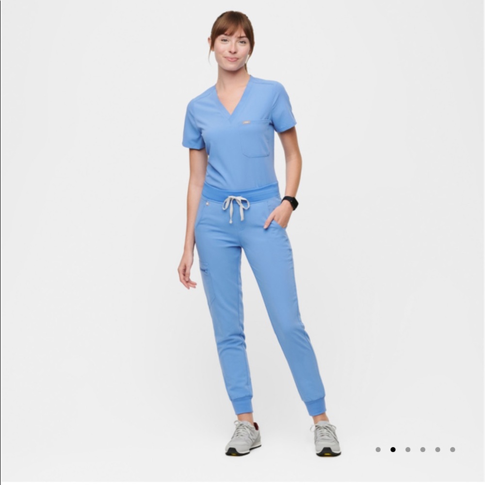 Figs Zamora joggers (small TALL ceil blue)